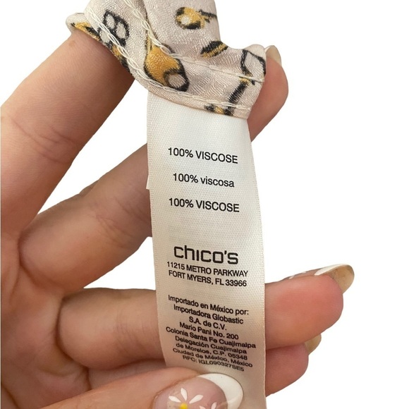 Chico's Keys Novelty Print Button Shirt Top Blouse - Picture 7 of 8